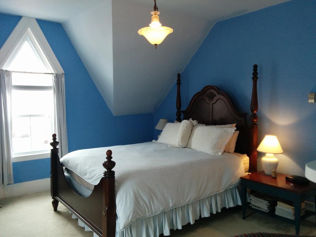 Fairmont House Bed & Breakfast Mahone Bay Habitación foto